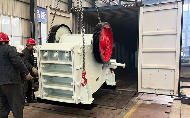 Trituración primaria de mineral de oro subterráneo de 80 t/h — Sudamérica